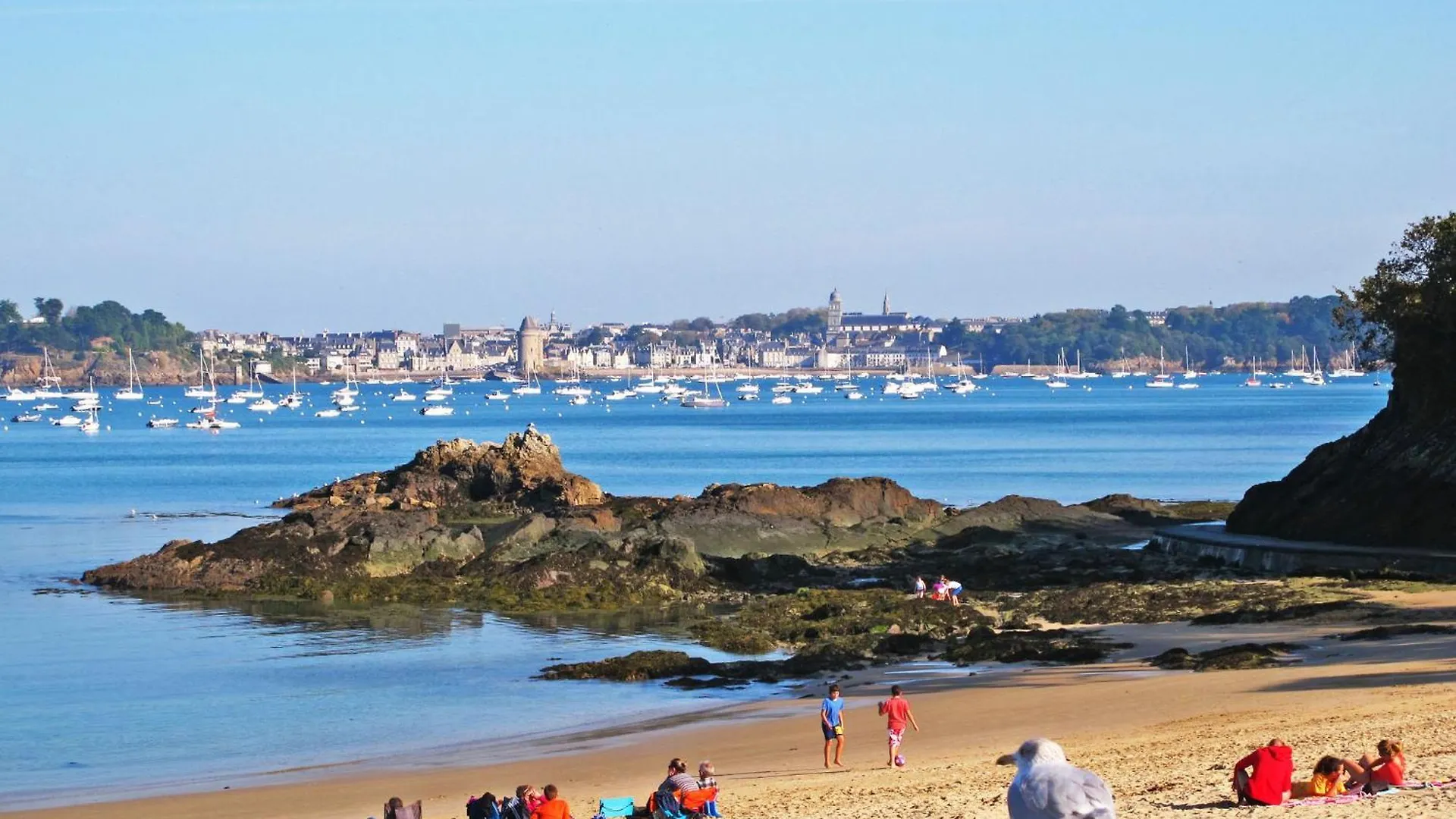 Apartment Residence Echauguette-3 By Interhome Dinard